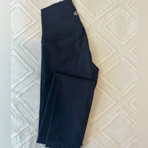 Lululemon wunder train, true navy